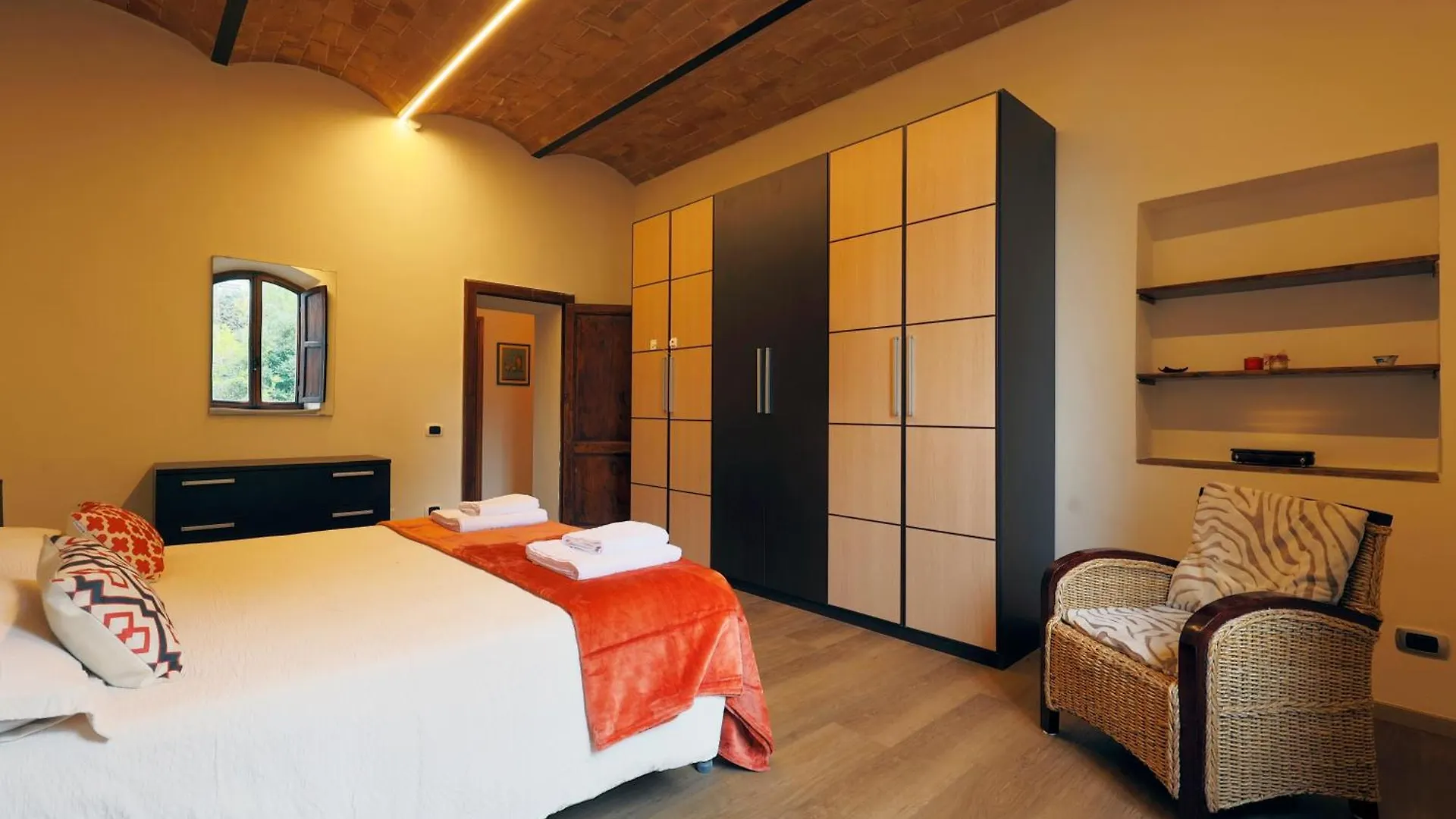 Comodo Appartamento, Subito Fuori Le Mura Siena 0*,  Italy
