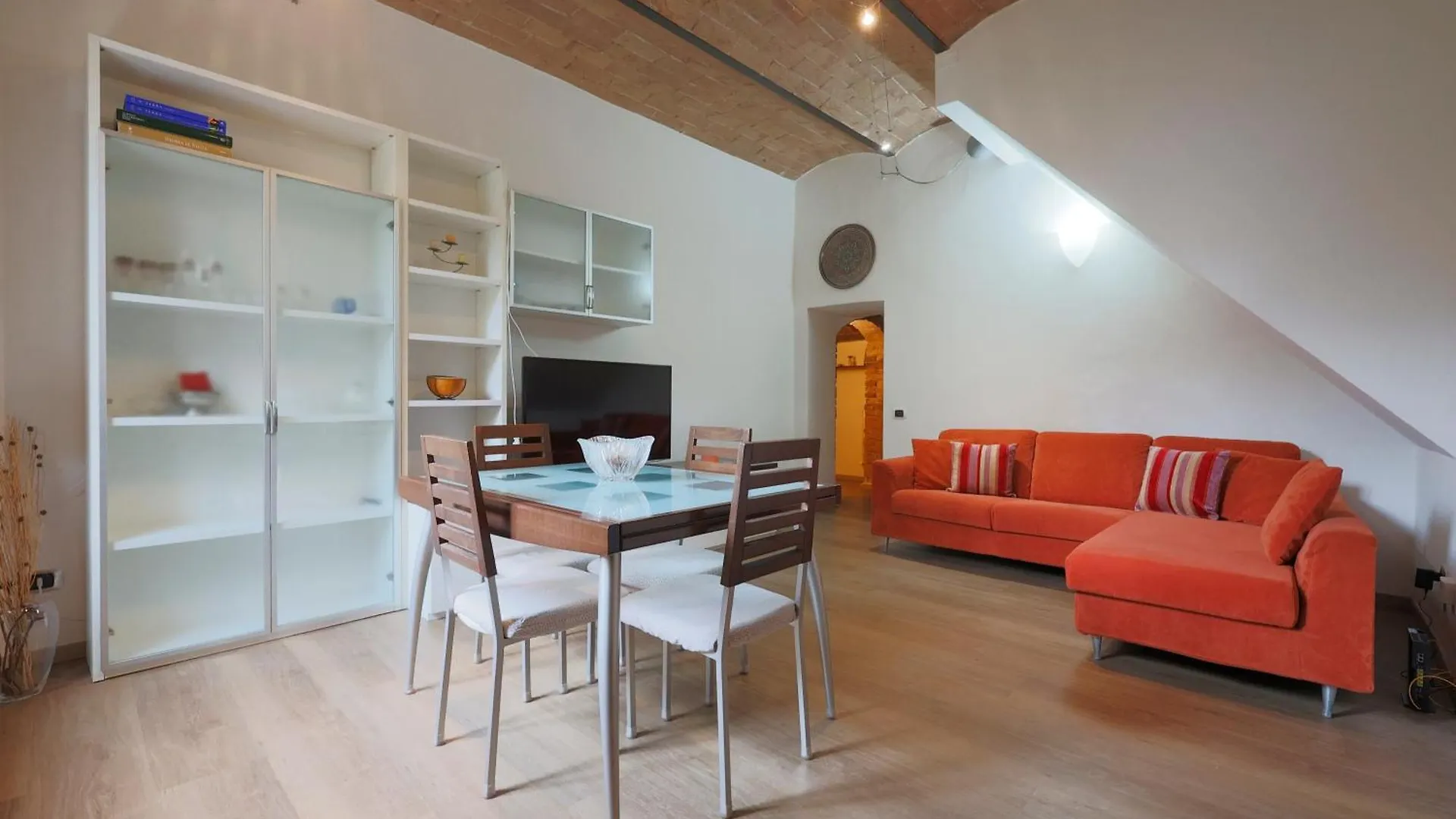 Apartment Comodo Appartamento, Subito Fuori Le Mura Siena Italy